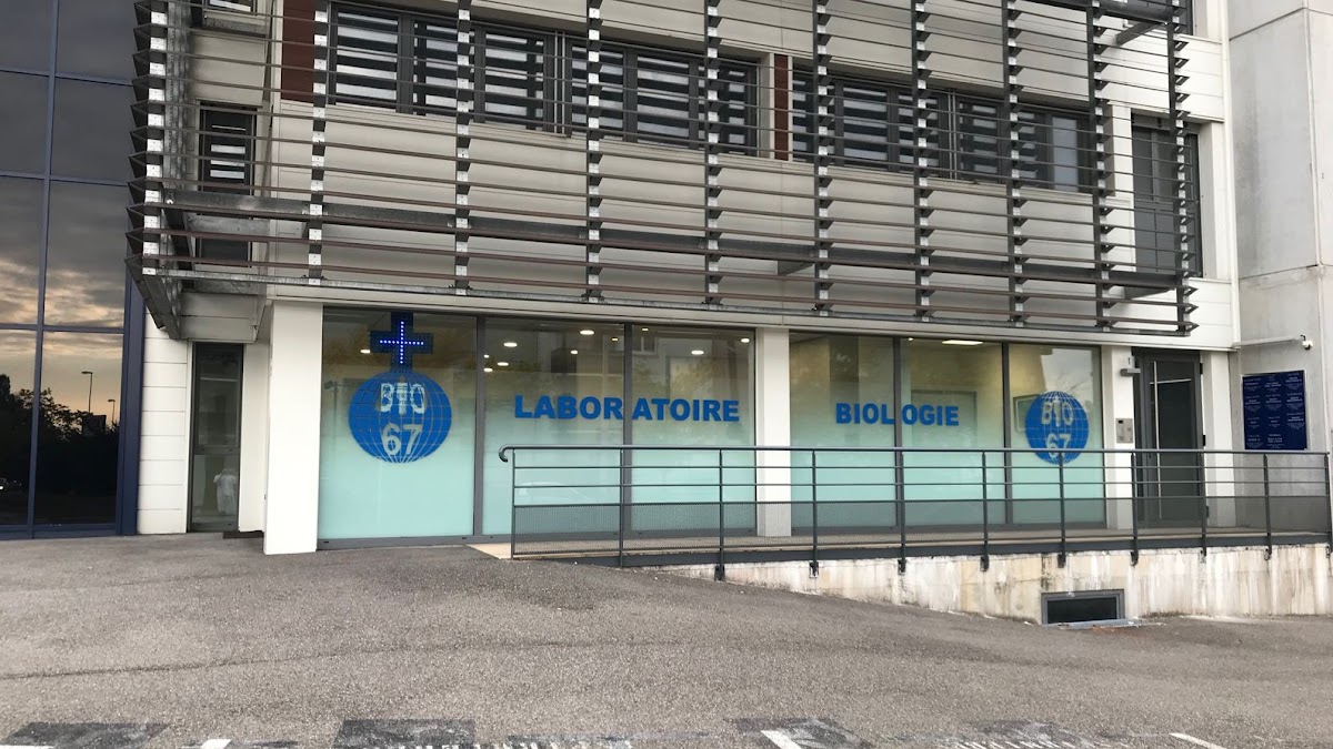Laboratoire Porte de l'hôpital
